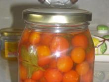 Pomidorki koktaikowe w zalewie octowej