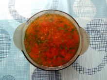 Pomidorowa na bulionie drobiowo - wołowym
