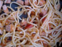Spaghetti z kiełbasą