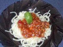 Spaghetti z własnym sosem