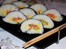 Sushi z łososiem 