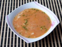 Szybka zupa pomidorowa z ryżem