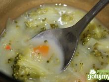 Szybka zupa z trzech warzyw.