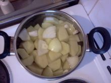 Szybko i smacznie ugotowane ziemniaki