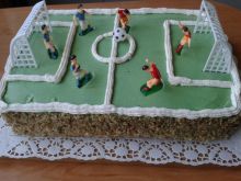 Urodzinowy torcik dla trenera piłki nożnej 