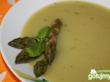 Zdrowa zupa krem ze szparagów