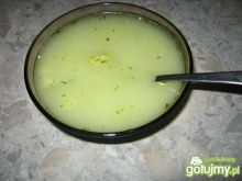 Zupa brokułowa z ziemniakami. 