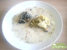 Zupa brokułowa ze śmietaną