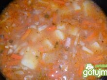 Zupa jarzynowa z ziemniakami i kiełbaską