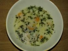 Zupa koperkowa z lanymi kluskami