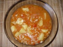 Zupa marchewkowo - paprykowa z pęczakiem