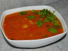 Zupa pomidorowa z kaszą manną
