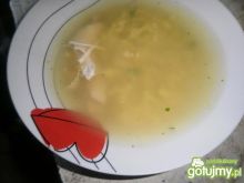 Zupa z lanymi kluskami