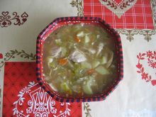 Zupa z pora i kapusty pekińskiej