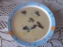 Zupa z suszonych grzybów