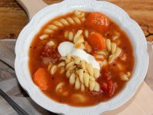 Zupa ze świeżych pomidorów 