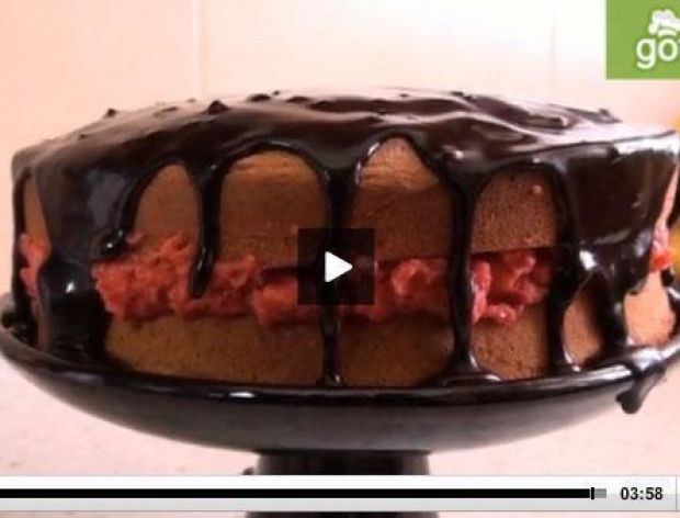 Ciasto z musem truskawkowym [video]