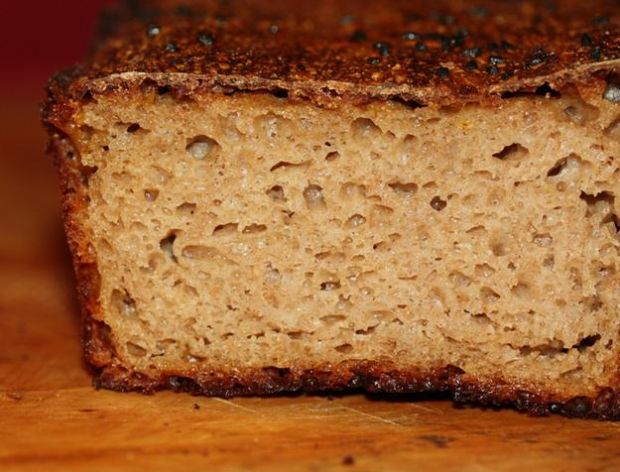 Co powinien zawierać zdrowy chleb?