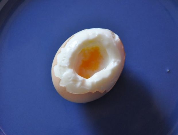 Co zrobić, by jajko na miękko nie było gorzkie?