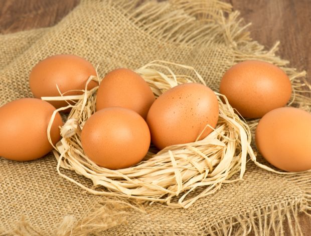 Świeże jajka - wiesz jak je rozpoznać? 