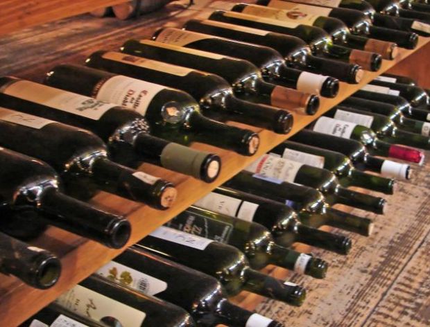 Jak właściwie przechowywać wino?
