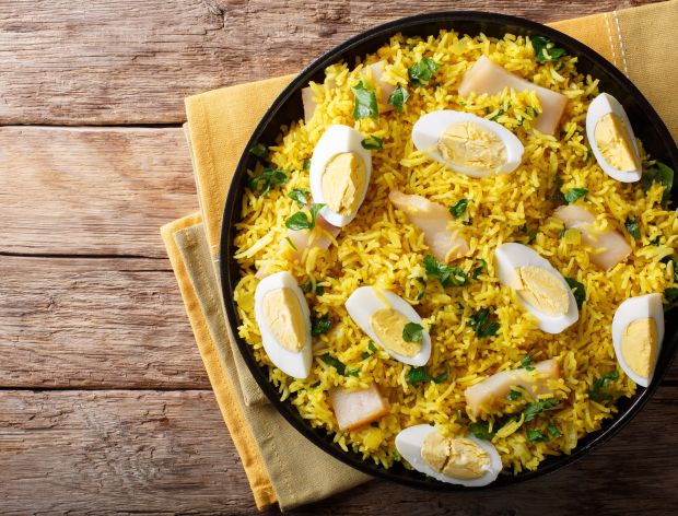 Kedgeree – jednogarnkowe danie z ryżu i wędzonej ryby