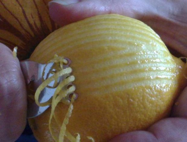 Skórka cytrynowa lub pomarańczowa 