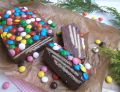 Blok czekoladowy z cukierkami i herbatnikami 