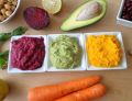 Hummus z warzywami w wersji kolorowej 