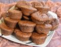 Muffinki czekoladowe z dżemem z porzeczki