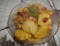 Ziemniaki smażone z cebulą i kiełbasą 