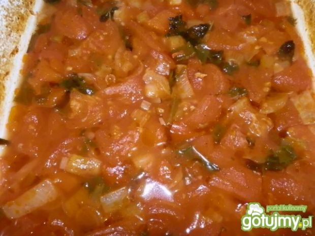 Aromatyczna zupa pomidorowa z piekarnika