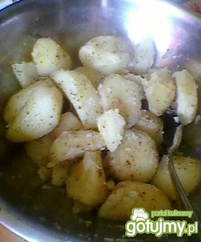 Aromatyczne ziemniaki 