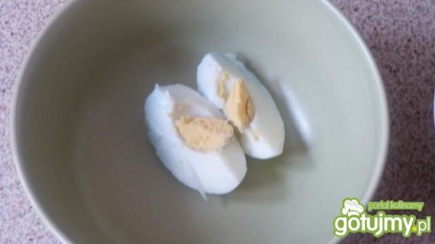 Barszcz biały z jajkiem i białą kiełbasą