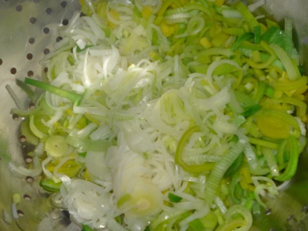 Biała kiełbasa z warzywami