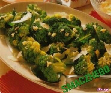 Brokuły w maśle czosnkowym