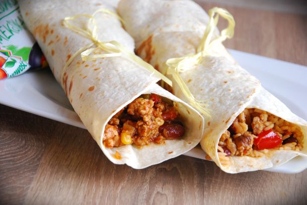 Burrito meksykańskie dla lubiących ostrą kuchnię