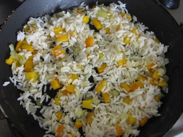 Cebule faszerowane ryżem
