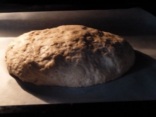 Chleb paprykowo-kminkowy