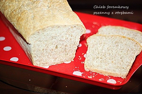 Chleb pszenny foremkowy 