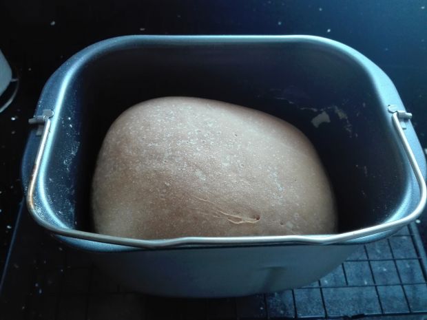 Chleb pszenny na suchych drożdżach z automatu