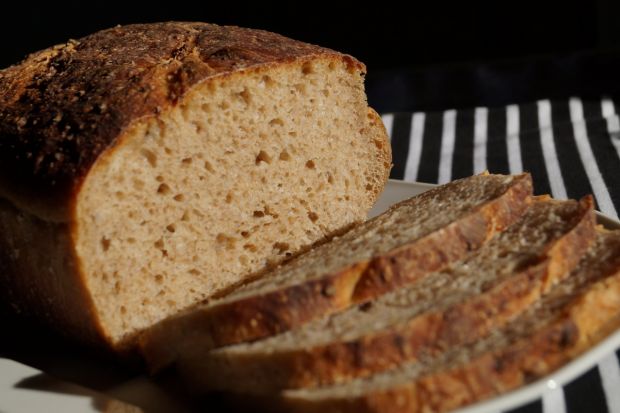 Chleb pszenny z kaszą jęczmienną