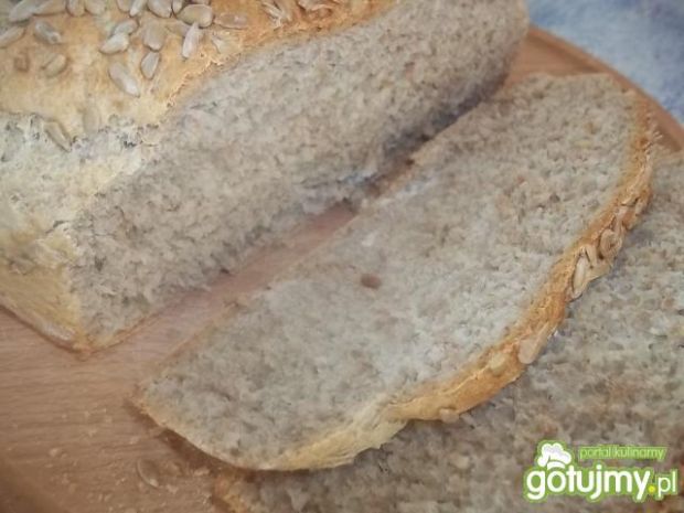 Chleb pszenny z zakwasem żytnim