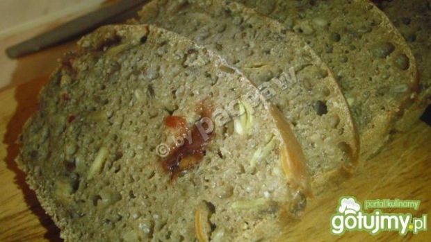 Chleb wieloziarnisty żytni z żurawiną