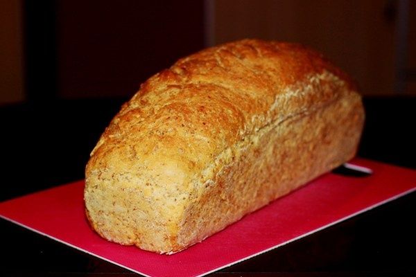 Chleb z foremki pszenny z otrębami żytnimi