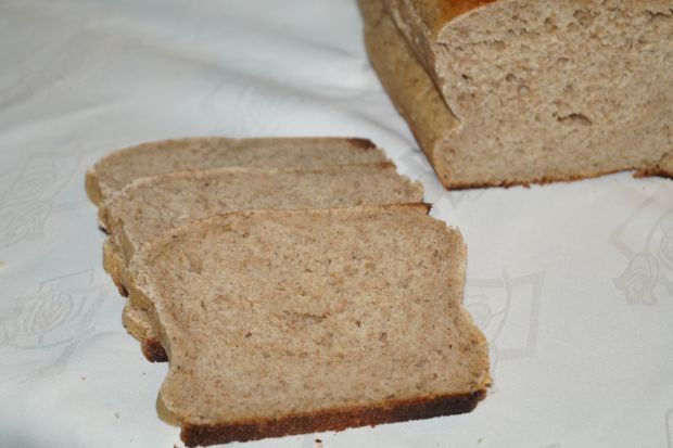 Chleb z twarożkiem, na zakwasie