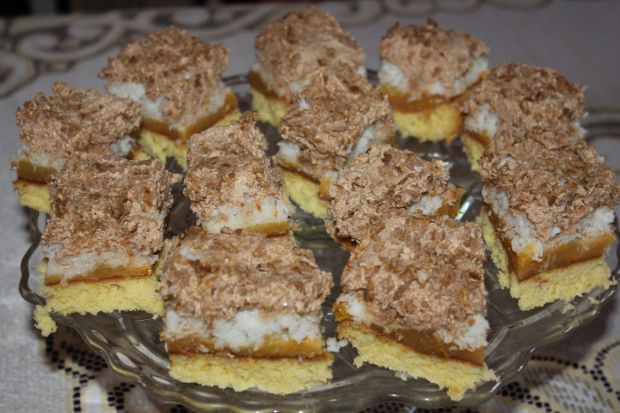 Ciasto brzoskwiniowe z kokosami 