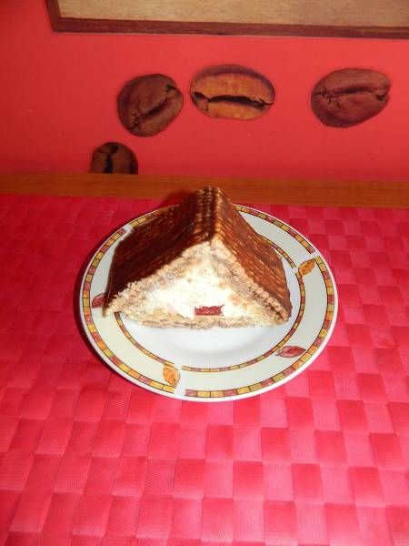 Ciasto chatka z herbatników i białego sera