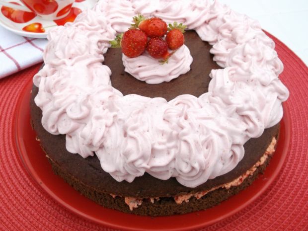 Ciasto czekoladowo-truskawkowe