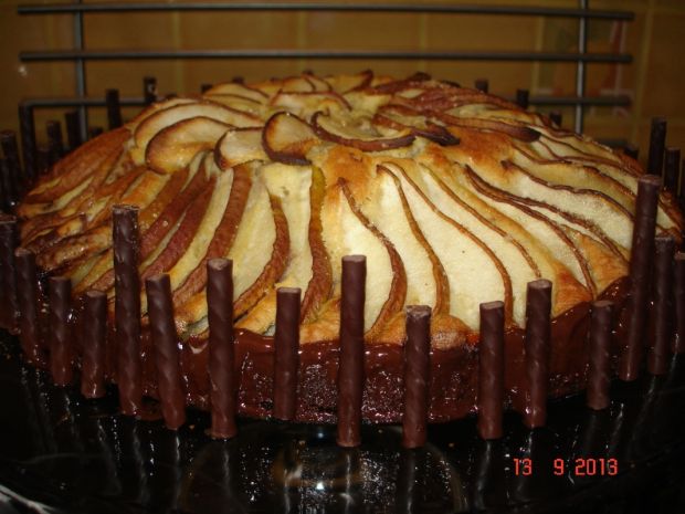 Ciasto czekoladowo-waniliowe z gruszkami